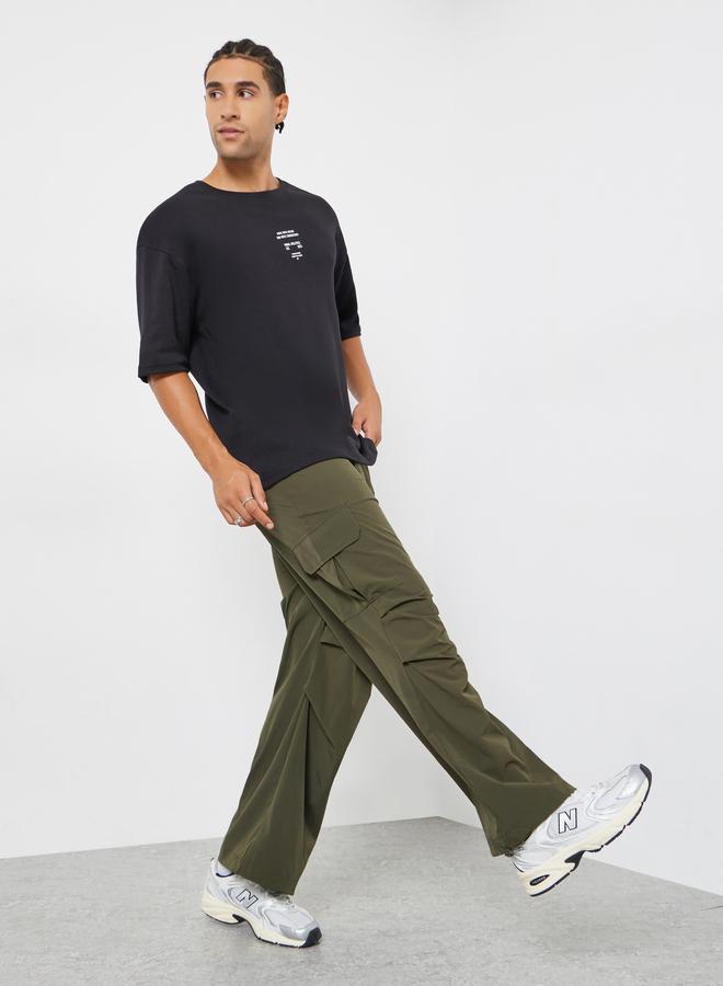 Styli Men Olive Green Relaxed Cargo Pants - Image 2